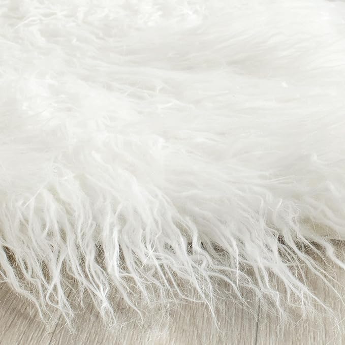 SAFAVIEH Faux Sheep Skin Collection 8' x 10' Ivory FSS117A Silken Glam 2.35-inch Thick Area Rug