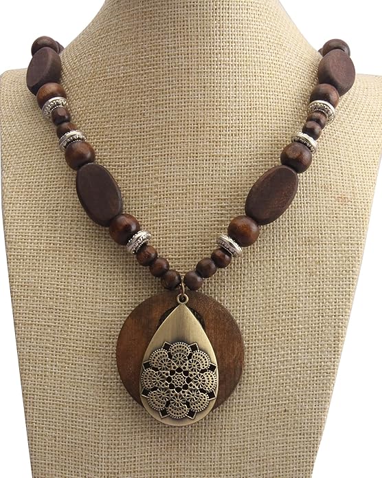 Leather Necklace for Women Boho Choker Necklace Long Cord Leather Pendant Bohemian Neckalce Vintage Alloy Pendant Leather Rope Necklace Wooden Necklaces for Women