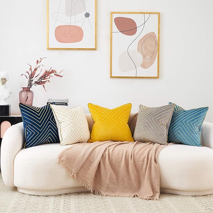 Avigers 20 x 20 Inch White Gold Striped Geometric Lines Embroidery Velvet Cushion Case Luxury Modern Throw Pillow Cover Decorative Pillow for Couch Living Room Bedroom Car 50 x 50cm