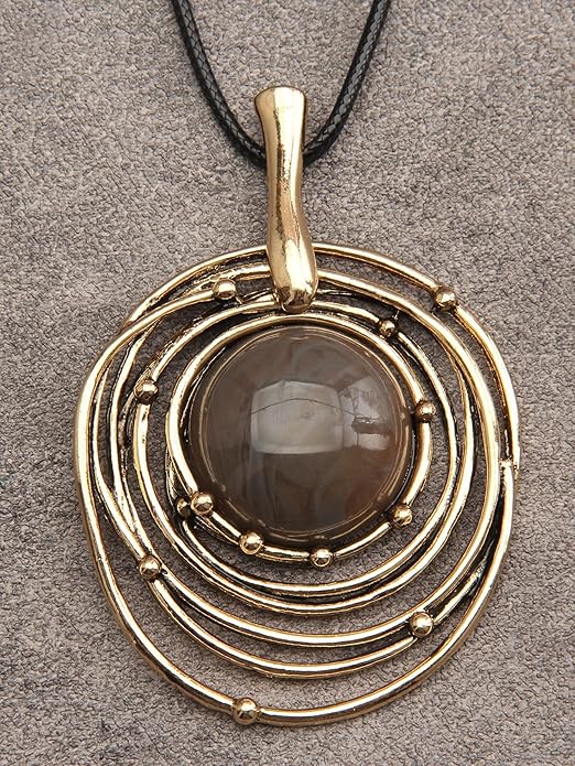 Leather Necklace for Women Boho Choker Necklace Long Cord Leather Pendant Bohemian Neckalce Vintage Alloy Pendant Leather Rope Necklace Wooden Necklaces for Women