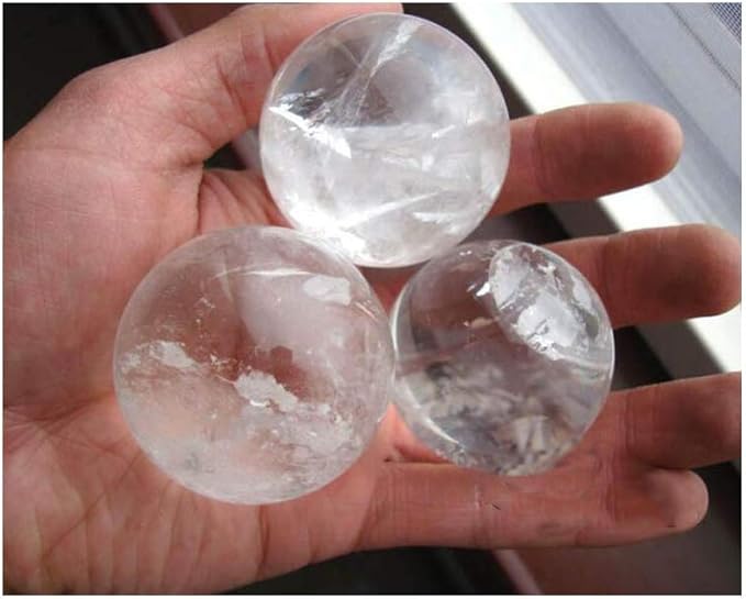 StoneStory Natural Clear Quartz Healing Crystal Sphere Ball for Reiki Balancing Meditation Energy Home and Office Decoration (5.5-6.5cm, White Crystal)