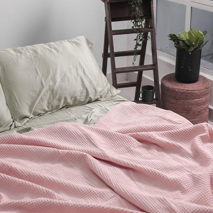 Salt Earth GOTS Certified 100% Organic Cotton Throw Blanket, 55"x60" Waffle Blankets & Throws for Bed, Throw Blanket for Couch, Cozy Christmas Blankets and Throws for Christmas Gifts (Misty Rose)