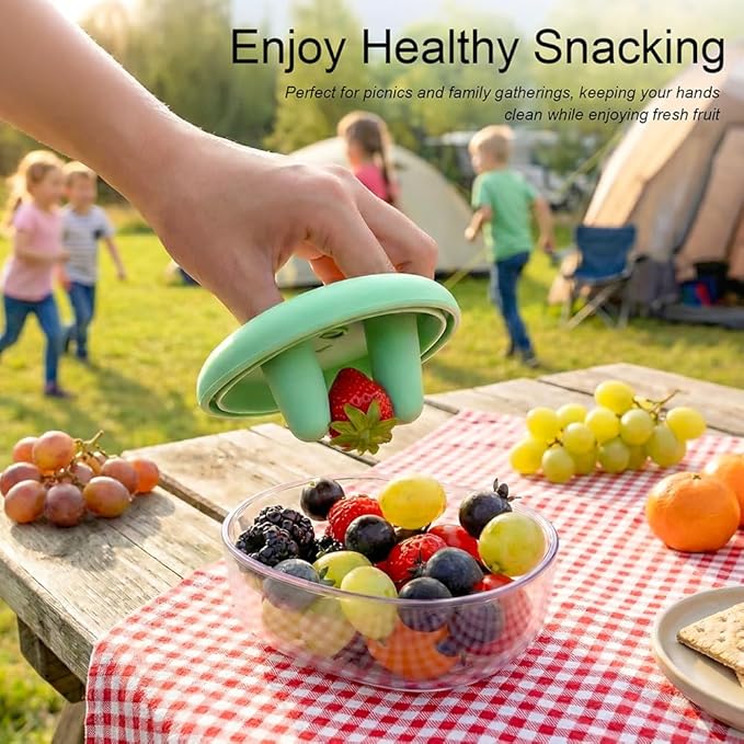 2-in-1 No-Mess Snack Container, Portable Food Storage Boxs, Reusable Snack Finger Box, Leak-Proof Silicone Lid Snacks Container, Keep Hands Clean, for Ideal for Travel, Office, Camping (Pink)