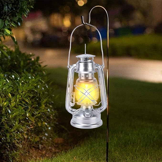 Diydeg Kerosene Lantern, Retro Oil Lamp with Large Capacity Oil Tank and Wick for Indoor Outdoor Use, Vintage Hanging Iron Lantern for Camping Emergency Decoration