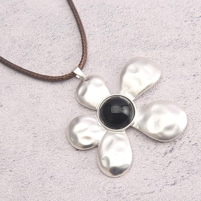 Leather Necklace for Women Boho Choker Necklace Long Cord Leather Pendant Bohemian Neckalce Vintage Alloy Pendant Leather Rope Necklace Wooden Necklaces for Women