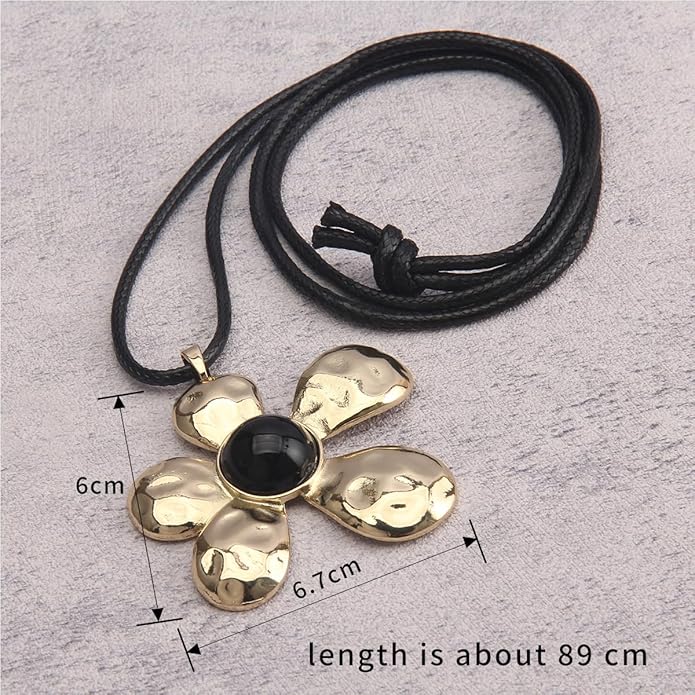 Leather Necklace for Women Boho Choker Necklace Long Cord Leather Pendant Bohemian Neckalce Vintage Alloy Pendant Leather Rope Necklace Wooden Necklaces for Women