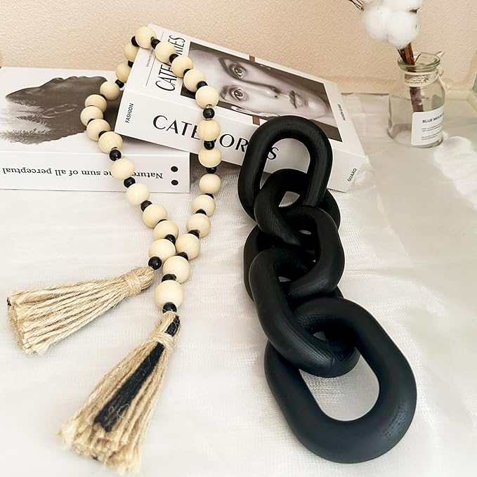 2 Pieces Decorative 5 Link Wooden Chain Decor and Bead Boho Farmhouse Rustic Home Table Decor Coffee Table Shelf Aesthetic Modern Bookshelf Table Wooden Decortion (Black)