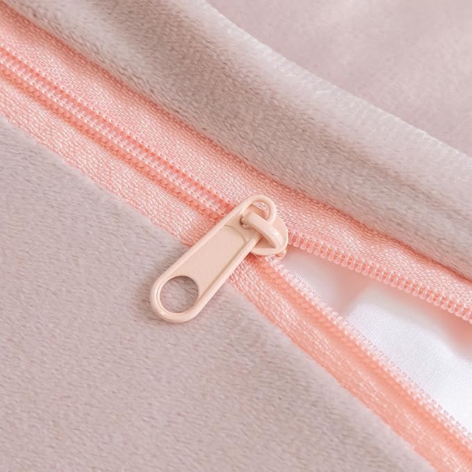 Yaertun Pack of 2 Faux Fur Throw Pillow Covers Decorative Sherpa Boucle Pillow Covers Fuzzy Soft Pillowcases Sheepskin Fleece Cushion Case for Couch Sofa Bed Living Room 22x22 Inch Pink
