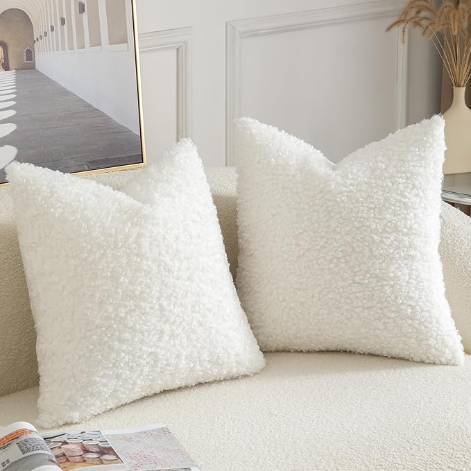 Yaertun Pack of 2 Faux Fur Throw Pillow Covers Decorative Sherpa Boucle Pillow Covers Fuzzy Soft Pillowcases Sheepskin Fleece Cushion Case for Couch Sofa Bed Living Room 18x18 Inch Cream White