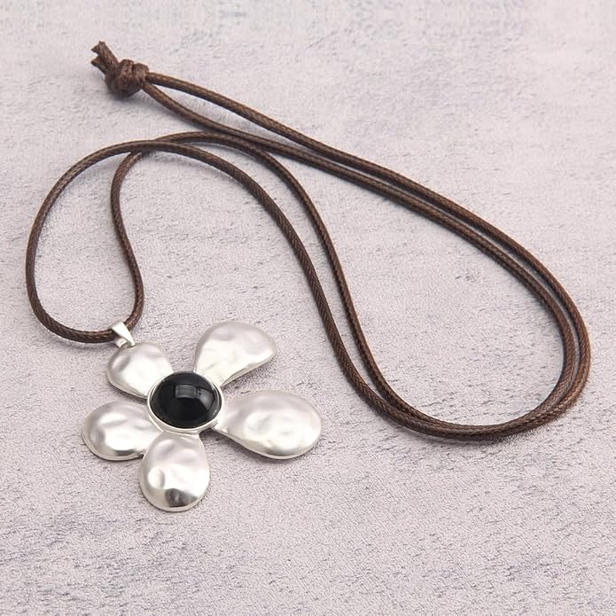 Leather Necklace for Women Boho Choker Necklace Long Cord Leather Pendant Bohemian Neckalce Vintage Alloy Pendant Leather Rope Necklace Wooden Necklaces for Women