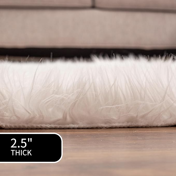 Super Area Rugs 3x5 White Faux Fur Shag Rug for Bedroom, Living Room - Silky Soft Shag Rug, Glam Modern Fluffy Carpet