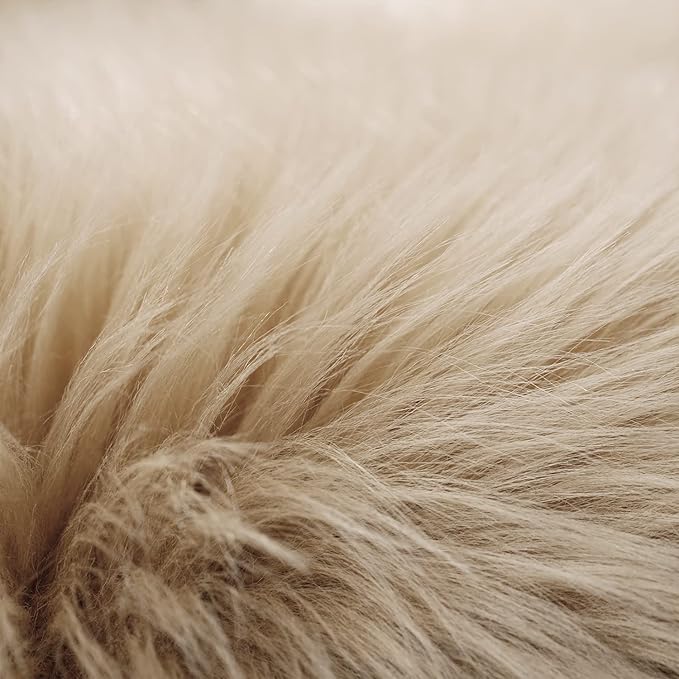 SERISSA Soft Faux Sheepskin Fur Area Rug Beige Fluffy Rug Plush Chair Cover Seat Pad Fuzzy Carpet Furry Beside Rugs for Bedroom Floor Sofa Living Room 2x4 Feet (Rectangular,Beige)