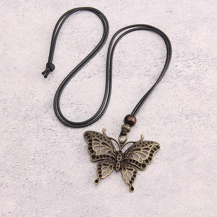 Leather Necklace for Women Boho Choker Necklace Long Cord Leather Pendant Bohemian Neckalce Vintage Alloy Pendant Leather Rope Necklace Wooden Necklaces for Women