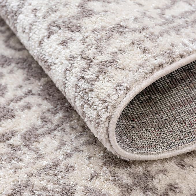 Rugs.com Arlington Collection Rug – 8' x 10' Oval White Medium-Pile Rug Perfect for Living Rooms, Large Dining Rooms, Open Floorplans
