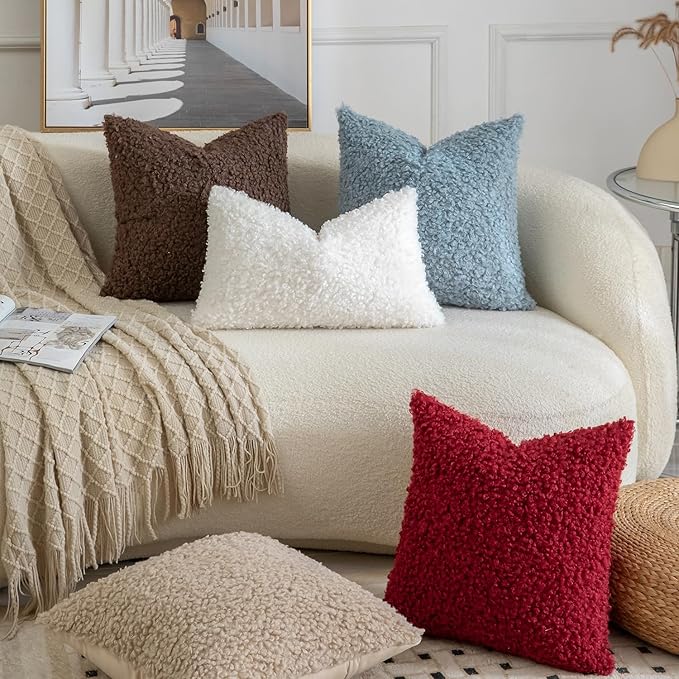Yaertun Pack of 2 Faux Fur Throw Pillow Covers Decorative Sherpa Boucle Pillow Covers Fuzzy Soft Pillowcases Sheepskin Fleece Cushion Case for Couch Sofa Bed Living Room 22x22 Inch Burgundy