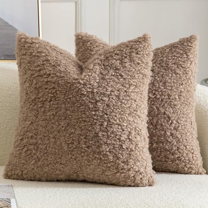 Yaertun Pack of 2 Faux Fur Throw Pillow Covers Decorative Sherpa Boucle Pillow Covers Fuzzy Soft Pillowcases Sheepskin Fleece Cushion Case for Couch Sofa Bed Living Room 22x22 Inch Khaki