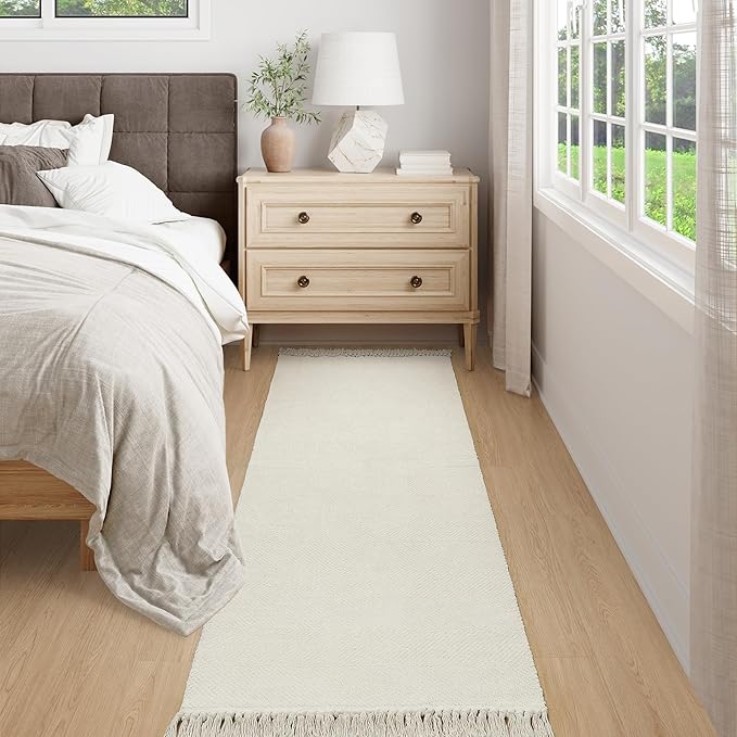 Collive Long Hallway Runner Rug 2.6' x 7', Washable Runners Indoor Entryway Rug, White/Beige Braided Woven Kitchen Carpet Low Profile Front Door Mats for Laundry Room Bedroom Doorway