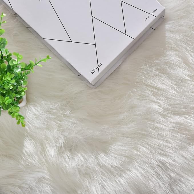 White Shag Round Rugs 6ft Washable Faux Sheepskin Fluffy Fur Area Rugs for Living Room Large Circle Boho Nursery Rug Teen Room Décor