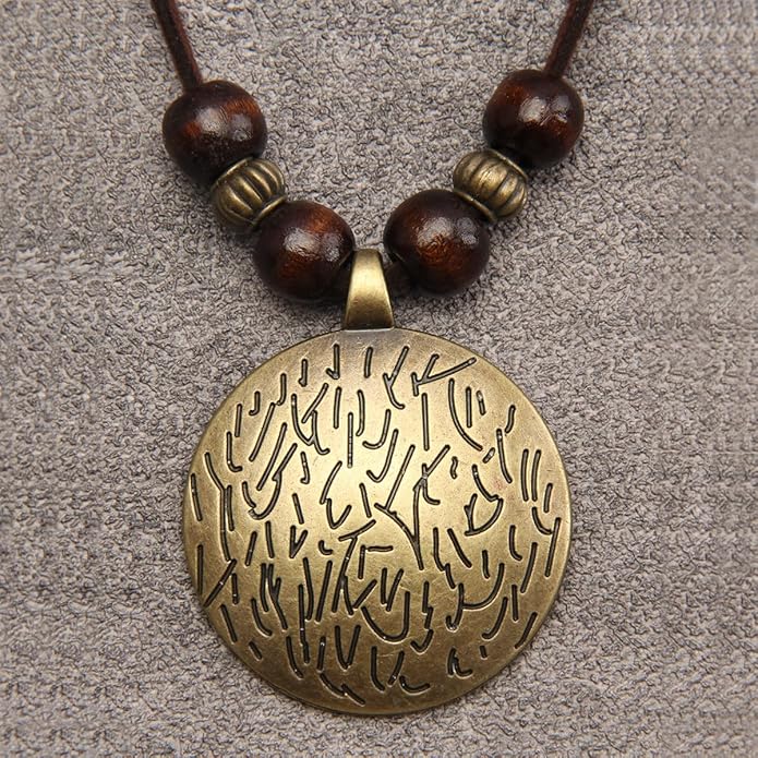 Leather Necklace for Women Boho Choker Necklace Long Cord Leather Pendant Bohemian Neckalce Vintage Alloy Pendant Leather Rope Necklace Wooden Necklaces for Women