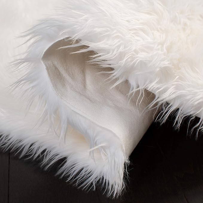 SAFAVIEH Faux Sheep Skin Collection 2' x 3' Ivory FSS115A Silken Glam 2.35-inch Thick Accent Rug