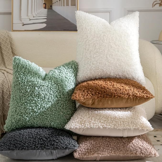 Yaertun Pack of 2 Faux Fur Throw Pillow Covers Decorative Sherpa Boucle Pillow Covers Fuzzy Soft Pillowcases Sheepskin Fleece Cushion Case for Couch Sofa Bed Living Room 18x18 Inch Cream White