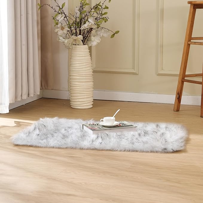 White and Gray Furry Carpet for Bedroom Fuzzy Faux Sheepskin Washable Fur Area Rugs for Living Room Rug 4x6 Rectangle Nursery Rug