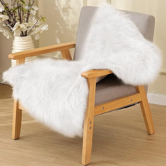 White Faux Sheepskin Shag Fur Rug Washable Area Rugs for Living Room Nursery Rugs for Bedroom 2x3 Rectange Rug Cute Home Décor