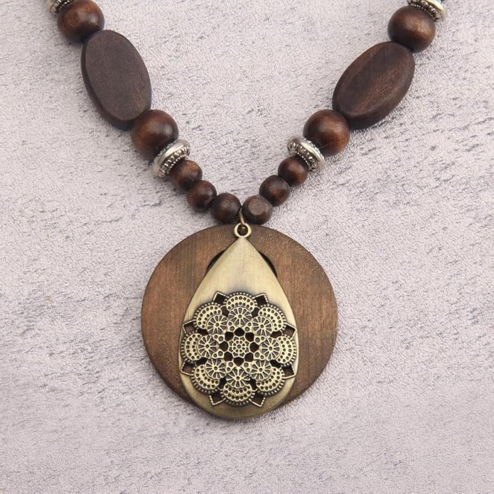 Leather Necklace for Women Boho Choker Necklace Long Cord Leather Pendant Bohemian Neckalce Vintage Alloy Pendant Leather Rope Necklace Wooden Necklaces for Women