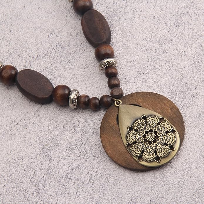 Leather Necklace for Women Boho Choker Necklace Long Cord Leather Pendant Bohemian Neckalce Vintage Alloy Pendant Leather Rope Necklace Wooden Necklaces for Women