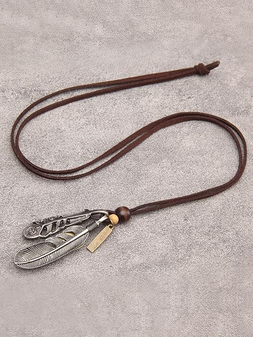 Leather Necklace for Women Boho Choker Necklace Long Cord Leather Pendant Bohemian Neckalce Vintage Alloy Pendant Leather Rope Necklace Wooden Necklaces for Women