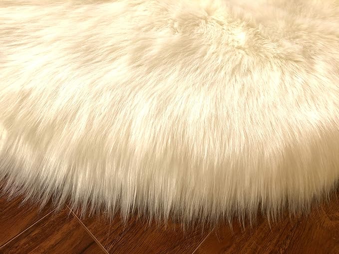 Free Shape Luxury Soft Fluffy Shag Area Rug Octo 8 Pelts 6'x8',180x240 cm - Vegan Fur Ultra Soft Indoor Carpet Nursery Rugs for Bedroom Home Decor, Cream
