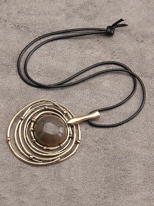 Leather Necklace for Women Boho Choker Necklace Long Cord Leather Pendant Bohemian Neckalce Vintage Alloy Pendant Leather Rope Necklace Wooden Necklaces for Women