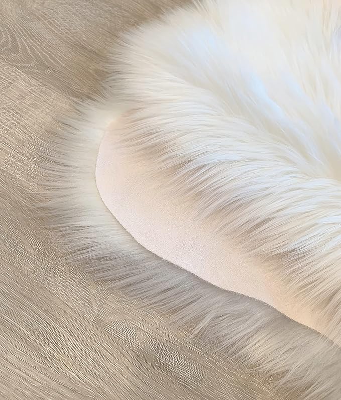 LAMBZY Faux Sheepskin Super Soft Hypoallergenic Silky Shag Rug for Living Room, Kids Room, Sofa (Duo Decto 12 Pelts 6'x12', White)