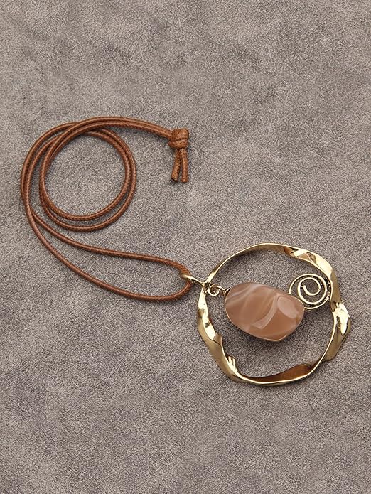 Leather Necklace for Women Boho Choker Necklace Long Cord Leather Pendant Bohemian Neckalce Vintage Alloy Pendant Leather Rope Necklace Wooden Necklaces for Women