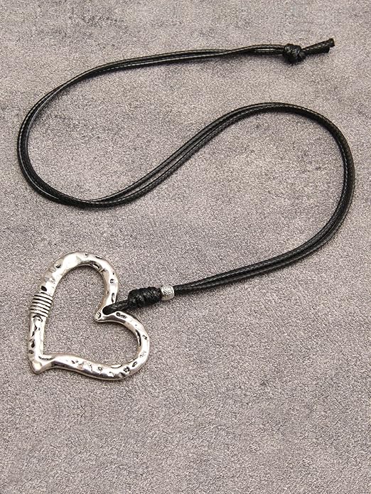 Leather Necklace for Women Boho Choker Necklace Long Cord Leather Pendant Bohemian Neckalce Vintage Alloy Pendant Leather Rope Necklace Wooden Necklaces for Women