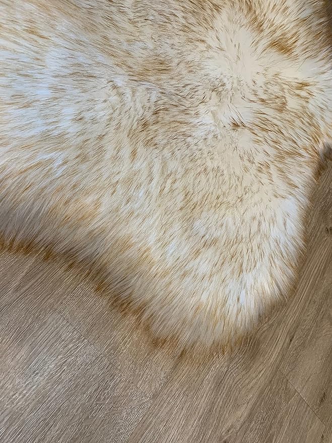 LAMBZY Faux Sheepskin Super Soft Hypoallergenic Silky Shag Rug for Living Room, Kids Room, Sofa (Sexto 6 Pelts 6'x6', White/Brown Tips)