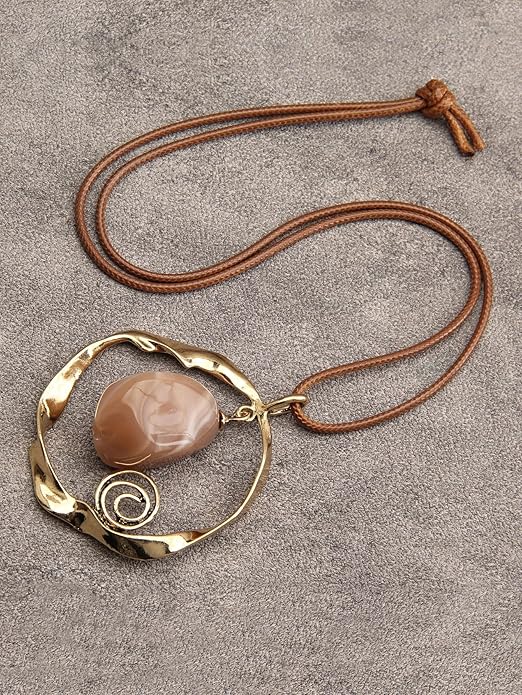Leather Necklace for Women Boho Choker Necklace Long Cord Leather Pendant Bohemian Neckalce Vintage Alloy Pendant Leather Rope Necklace Wooden Necklaces for Women