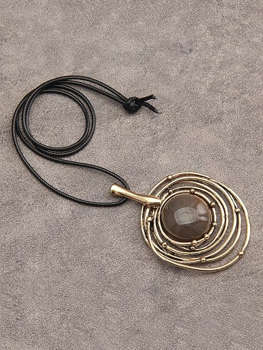 Leather Necklace for Women Boho Choker Necklace Long Cord Leather Pendant Bohemian Neckalce Vintage Alloy Pendant Leather Rope Necklace Wooden Necklaces for Women