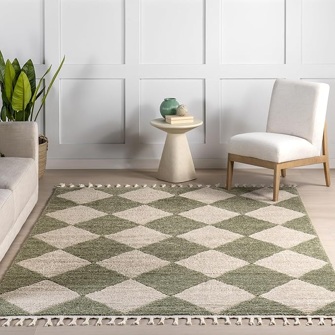 Nuloom Marissa Green/Ivory, 9' x 12', Diamond, Tassel, Soft and Cozy, High Traffic, Stain Resistant, Easy Clean, Durable Area Rug for Bedroom, Living Room, Dining Space, Den, Foyer, Entryway