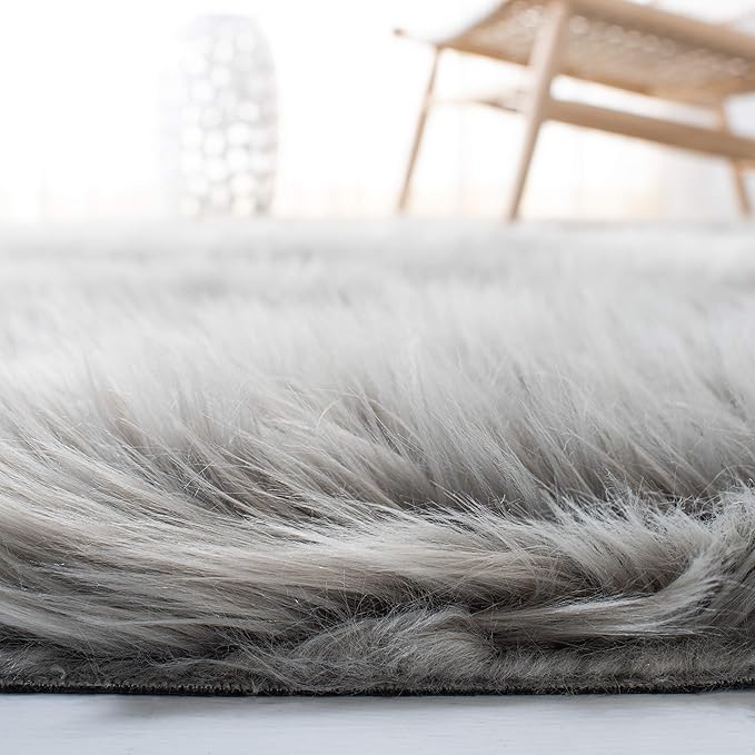 SAFAVIEH Faux Sheep Skin Collection Runner Rug - 2'6" x 6', Grey, Silken Glam Design, Non-Shedding & Easy Care, 2.35-inch Thick Ideal for High Traffic Areas in Living Room, Bedroom (FSS235D)