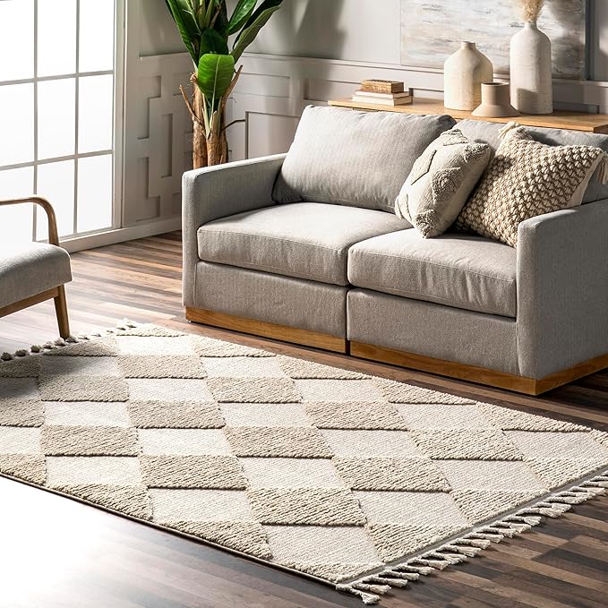 Nuloom Marissa Beige/Ivory, 2'6" x 10', Diamond, Tassel, Soft and Cozy, High Traffic, Stain Resistant, Easy Clean, Durable Runner for Bedroom, Living Room, Dining Space, Den, Foyer, Entryway