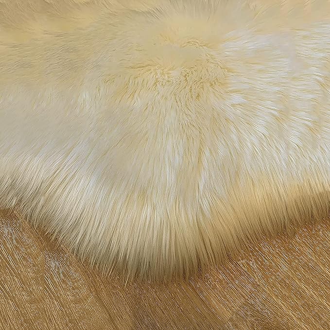 LAMBZY High Pile Super Soft Faux Sheepskin Rug (9'x12', Cream)