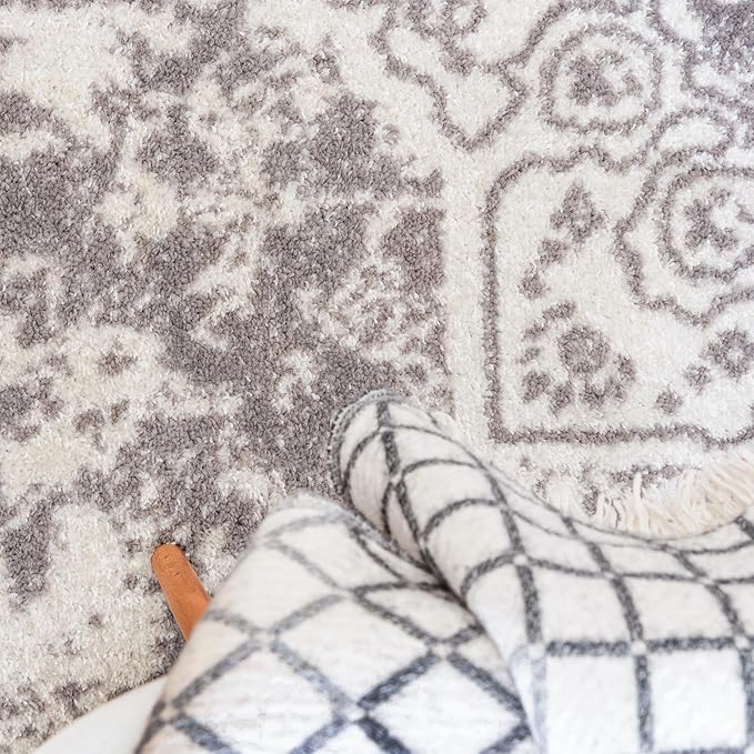 Rugs.com Arlington Collection Rug – 12 Ft Round White Medium-Pile Rug Perfect for Kitchens, Dining Rooms