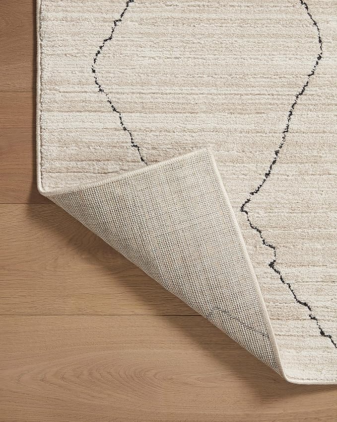 Loloi Darby Collection DAR-03 Sand/Charcoal 7'-10" x 10' Area Rug