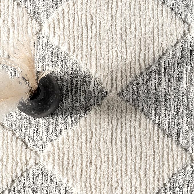 Nuloom Marissa Off-White/Grey, 8'10" x 12', Diamond, Tassel, Soft and Cozy, High Traffic, Stain Resistant, Easy Clean, Durable Area Rug for Bedroom, Living Room, Dining Space, Den, Foyer, Entryway