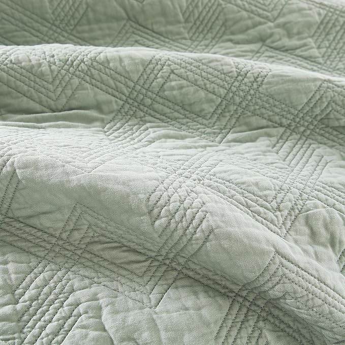 WDCOZY 100% Cotton Oversized King Quilt Set - Sage Green California Cal King Size Soft Lightweight Modern Bedspread, Farmhouse Country Rustic Coverlet, Textured Like Linen, Shabby Chic Bedding