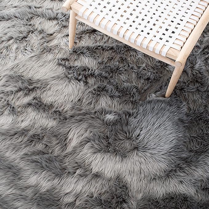 Safavieh Faux Sheep Skin Collection 2' x 3' Grey FSS235D Silken Glam 2.35-inch Thick Accent Rug (Pack of 2)