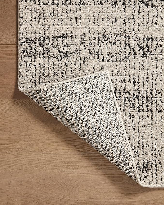 Loloi Darby Collection DAR-02 Oatmeal/Charcoal 2'-7" x 12'-0" Runner Rug