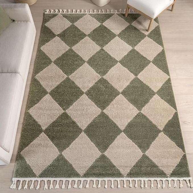 Nuloom Marissa Green/Ivory, 5'3" x 7'6", Diamond, Tassel, Soft and Cozy, High Traffic, Stain Resistant, Easy Clean, Durable Area Rug for Bedroom, Living Room, Dining Space, Den, Foyer, Entryway